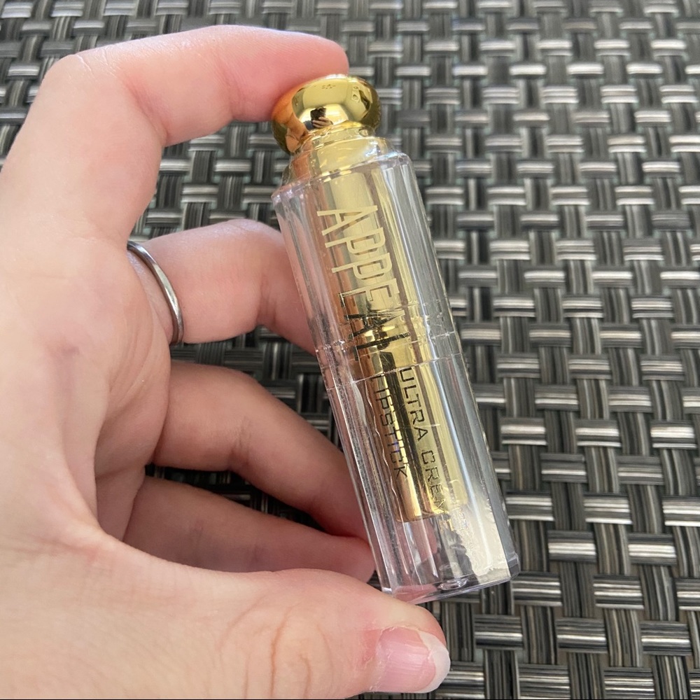 Appeal “muse” ultra creme lipstick